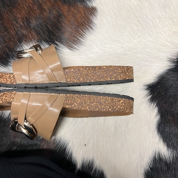 Slides - Picture 5 of 5